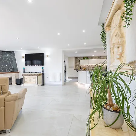 797 -estilosa En Benalmadena 10 别墅