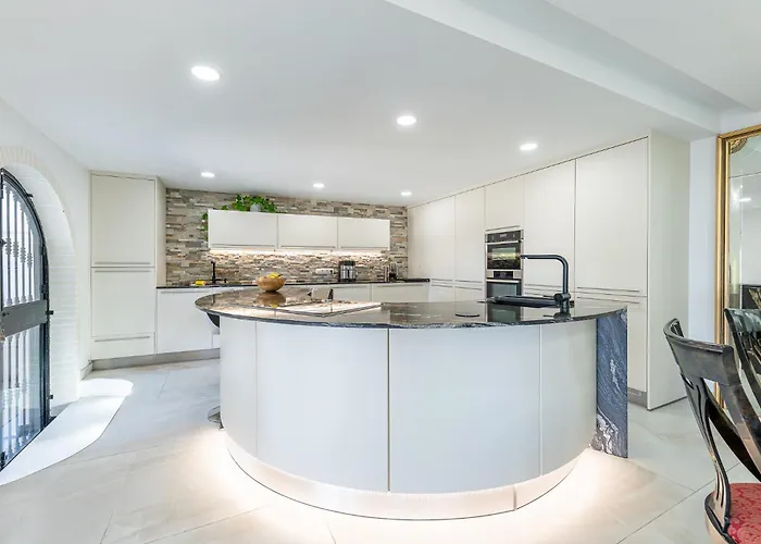 Villa 797 -estilosa En 10 Benalmádena