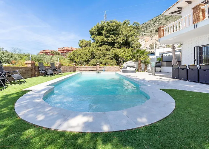 Villa 797 -estilosa En 10 Benalmádena